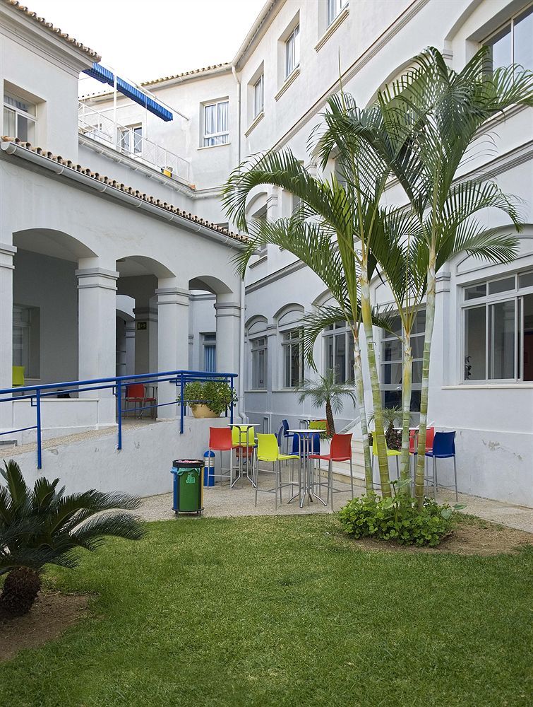 Auberge de jeunesse Inturjoven *